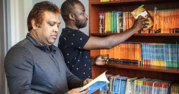 ESL Center Library