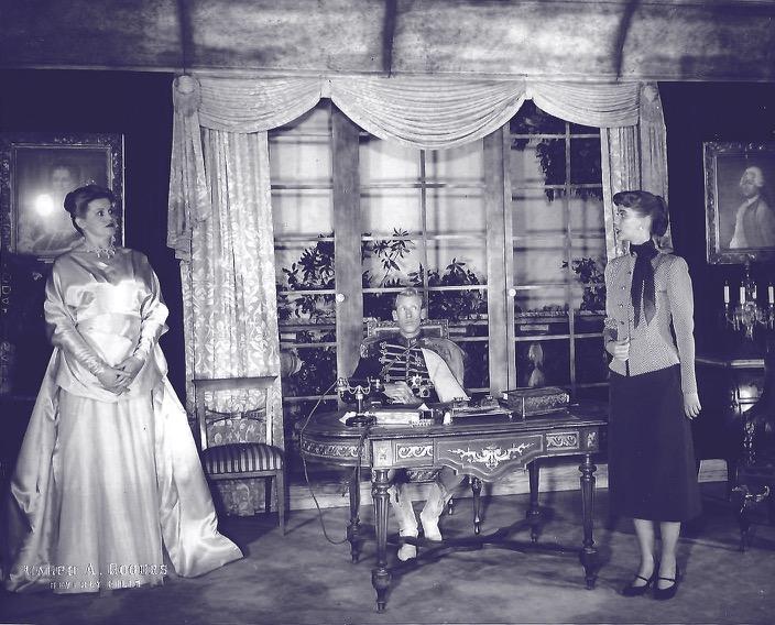 1st Theatre production Queen's Husband