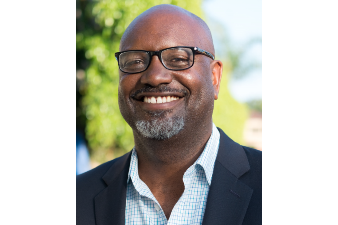 Eric Elder Headshot