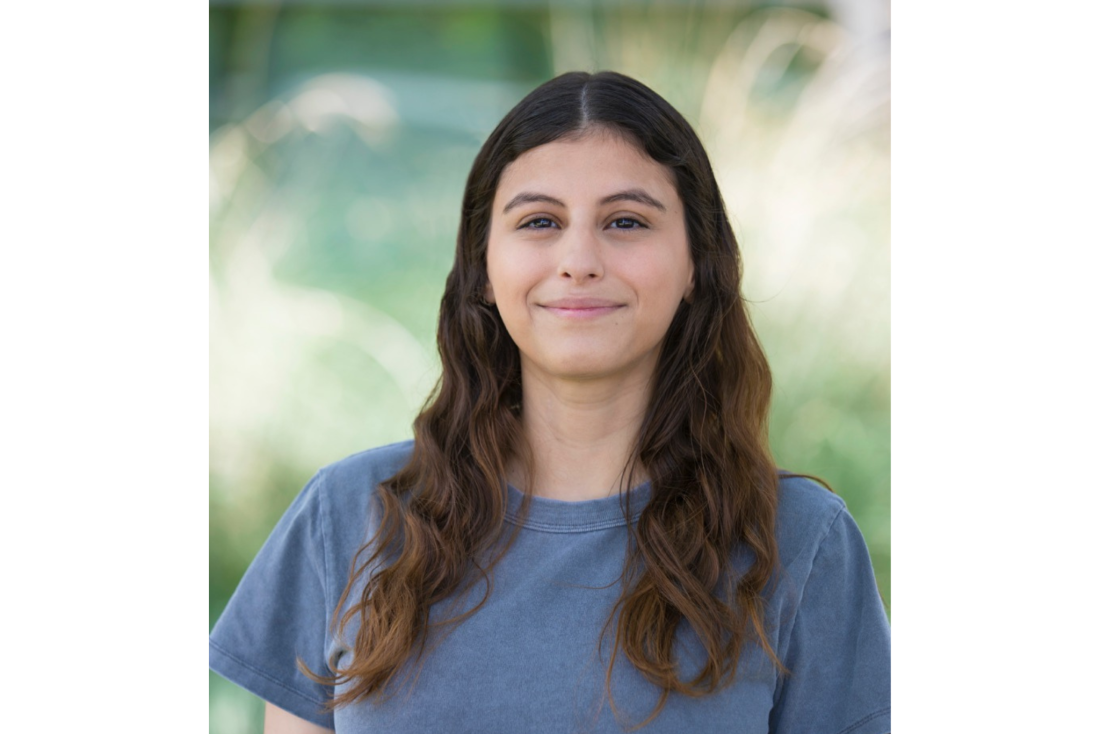 Elizabeth Safar headshot