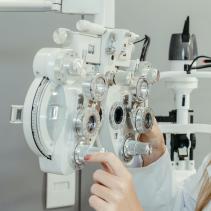 optician
